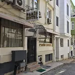 Ξενοδοχείο Paris