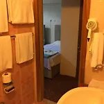 Ξενοδοχείο Paris 2*