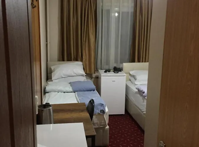 Ξενοδοχείο Paris 2*