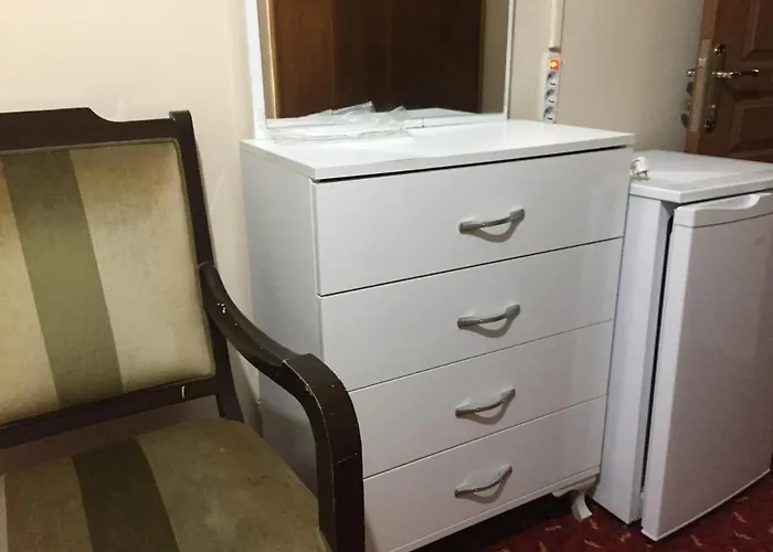 Paris Ξενοδοχείο 2*