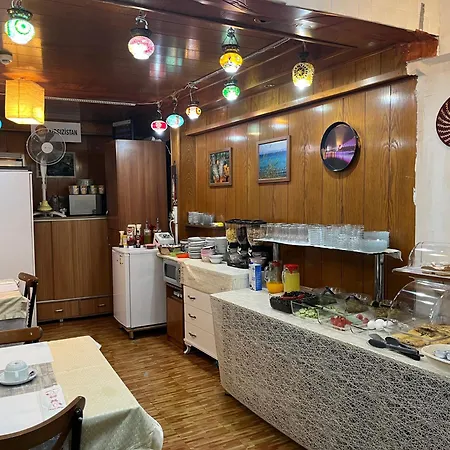 Hotel Paris Estambul